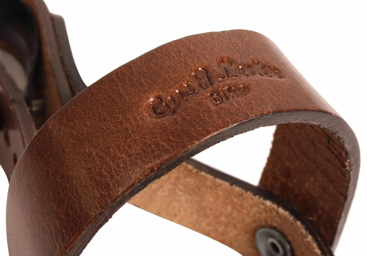 Chris F. Flaskeholder Til Cykelhåndtag Cykelstyr Kopholder Bæreholder Cykel Drikkedunkholder Brun Læder 7 Chris F. Flaskeholder Til Cykelhåndtag Cykelstyr Kopholder Bæreholder Cykel Drikkedunkholder Brun Læder - Image 7