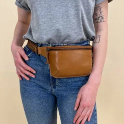 Norell Bæltetaske Mavetaske Bumbag Festivaltaske Brun Læder -Taske Salgsbutik 2G70 22 5 model female 1280x1280