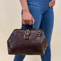 Lillith Skuldertaske Håndtaske Læderhåndtaske Dame Mørkebrun Læder -Taske Salgsbutik 2H70 20 3 model female2 1280x1280