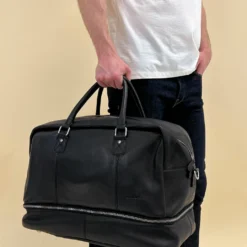 Justin Rejsetaske I Læder Sportstaske Håndbagage Sort Læder 36L -Taske Salgsbutik 2R44 20 55wp model male1 1280x1280