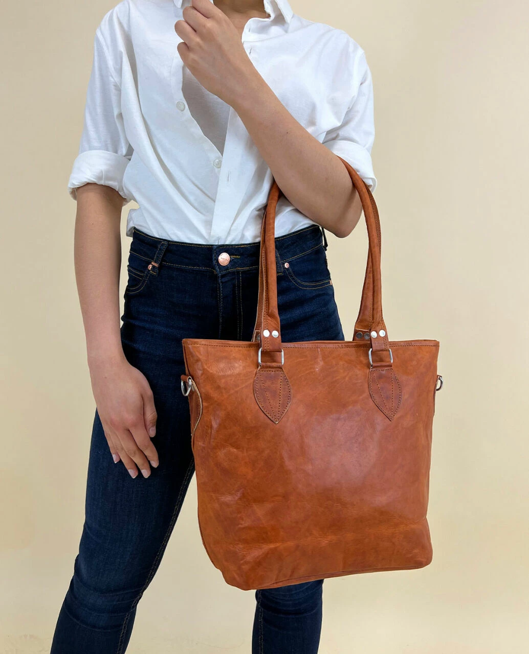 Therese Håndtaske Shopper Læderskuldertaske Med Lynlås Brun Læder 2 Therese Håndtaske Shopper Læderskuldertaske Med Lynlås Brun Læder - Image 2