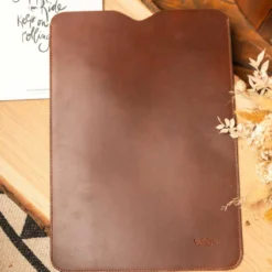 Lucio L Computertaske Laptop Cover Laptop Sleeve Vintage Brunt Læder -Taske Salgsbutik Insta Lucio L 2L106 78 1 1 1280x1280